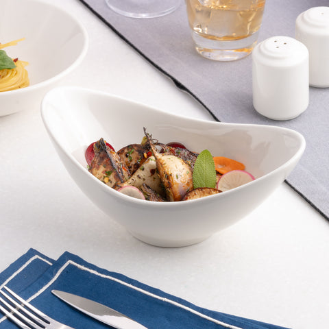 Ariane Prime 7 7/8" x 4 1/3" Prime-Warm White Porcelain Wing Bowl - 6/Case (APRARN000022020)