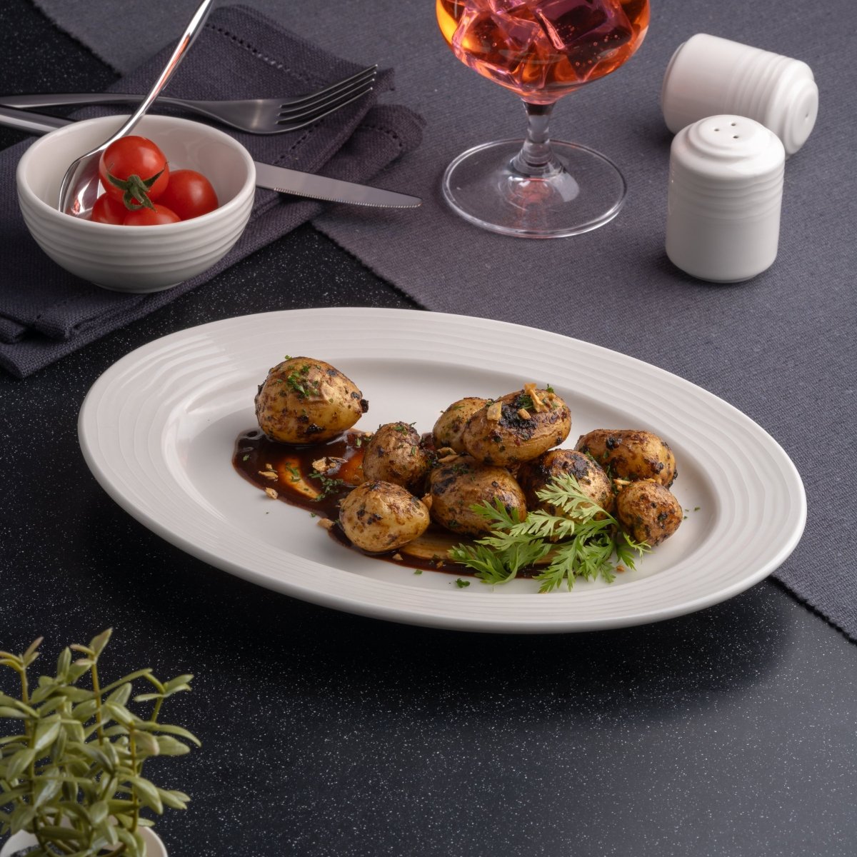 Ariane Prime 10 1/4" White Eclipse Porcelain Oval Platter - 12/Case (APRARN120015026) - iFoodservice Online
