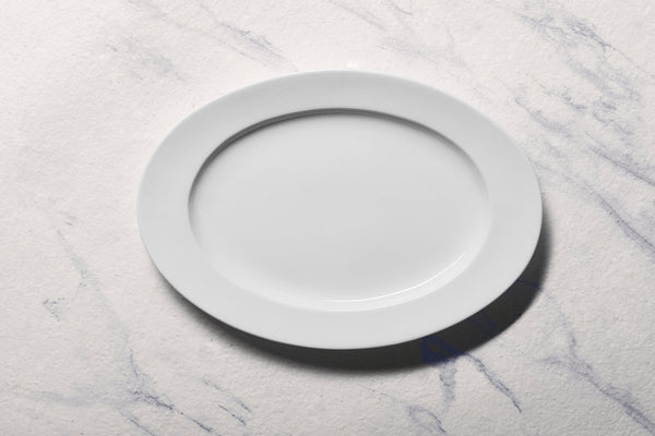 Ariane Prime 14 1/6'' x 8 2/3'' Orba White Porcelain Oval Platter - 6/Case (APRARN121015036) - iFoodservice Online