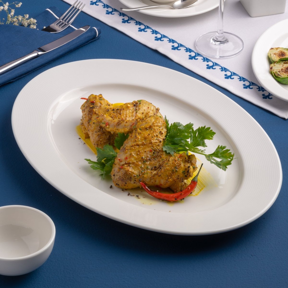 Ariane Prime 15'' x 10 3/7'' Orba White Porcelain Oval Platter - 6/Case (APRARN121015038) - iFoodservice Online