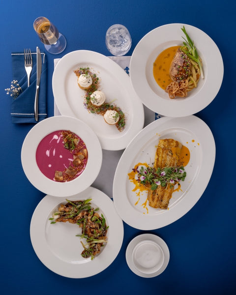 Ariane Prime 8 2/3'' x 6 1/9" Orba White Porcelain Oval Platter - 12/Case (APRARN121015022) - iFoodservice Online