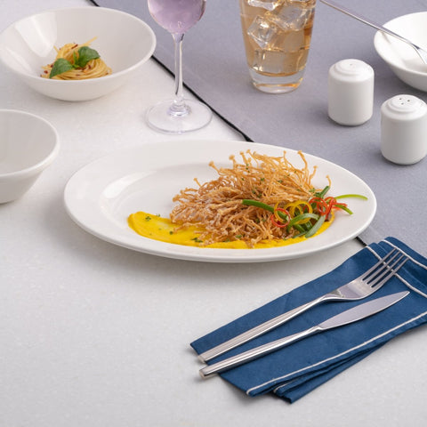 Ariane Prime 8 2/3'' x 6 1/9" Prime - Warm White Porcelain Oval Platter - 12/Case (APRARN000015022) - iFoodservice Online