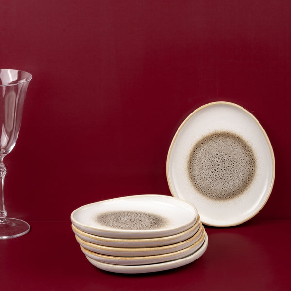Ariane Retail 7 1/3'' x 6 1/3'' Jaguar Porcelain Elevated Oval Plate - 6/Case (ARTARND52101006) - iFoodservice Online