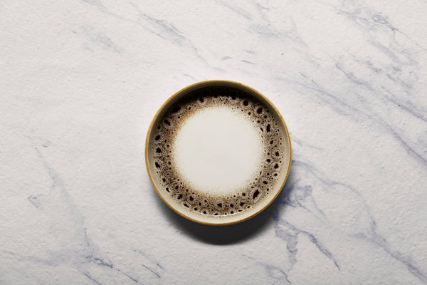 Ariane Selas 6" Jaguar Porcelain Stackable Plate - 4/Case (ASEARND51A11015) - iFoodservice Online