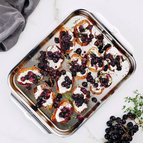 Hestan OvenBond® 12" x 15" Tri-ply Clad Stainless Steel Medium Sheet Pan (48670) - iFoodservice Online