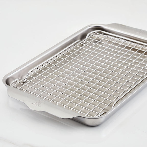 Hestan OvenBond® 9" x 12" Tri-ply Clad Stainless Steel Quarter Sheet Pan with Rack (48822) - iFoodservice Online
