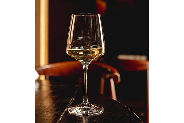 Hospitality Brands Aria All Purpose Wine Glass 15.5 ounce. (Pack of 12) HGR25325-012