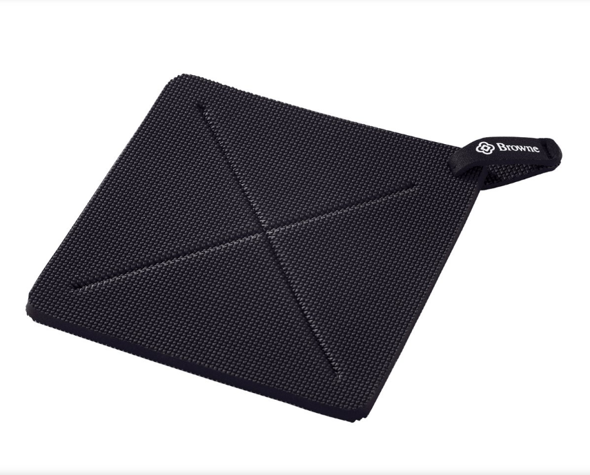 Browne Foodservice ULTRA THICK Hot Pad, FLXaPrene, 7x7", Black 5442002