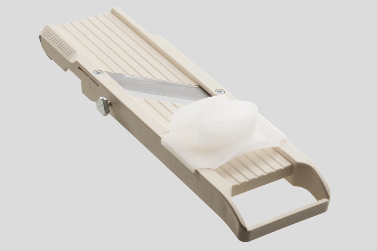 Benriner Japanese Mandoline Slicer - Premium Range - Small Size (BN64) - iFoodservice Online