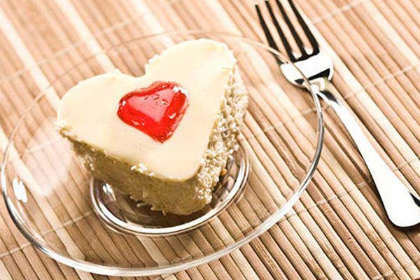 Louis Tellier Silikomart - Silicone Mould N. 8 Heart Ø60 H 35 Mm (SF040) - iFoodservice Online