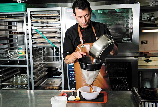 Matfer Bourgeat Exoglass Bouillon Strainer 10" (12 Pieces) (017362MC) - iFoodservice Online